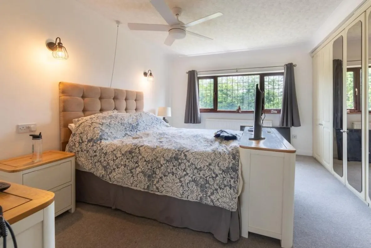 Tu Casa Ideal En Malaga Con Diseno Luz Y Tranquilidad Apartamento